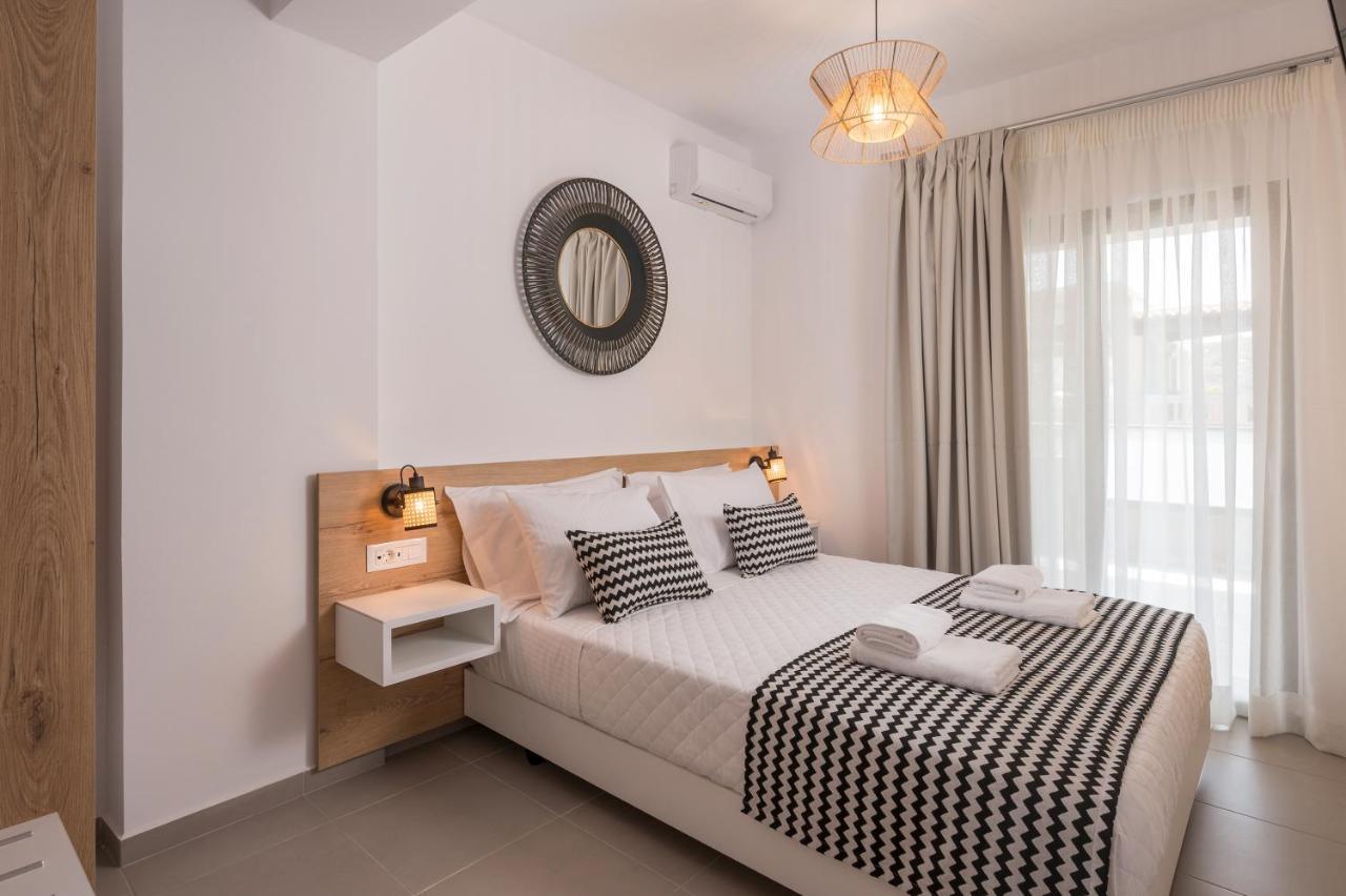 Indigo Blue Seaside Deluxe Apartments Kíssamos Zewnętrze zdjęcie