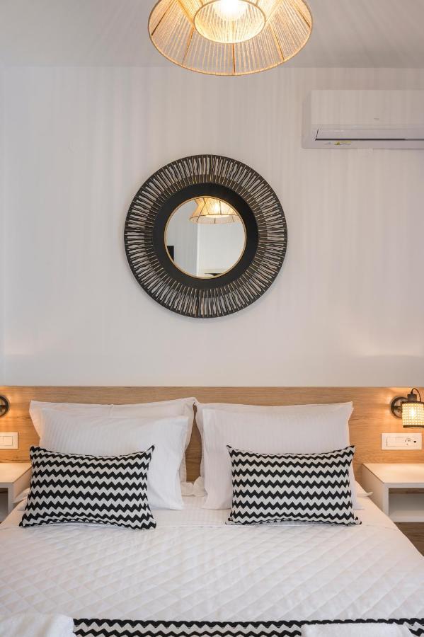 Indigo Blue Seaside Deluxe Apartments Kíssamos Zewnętrze zdjęcie