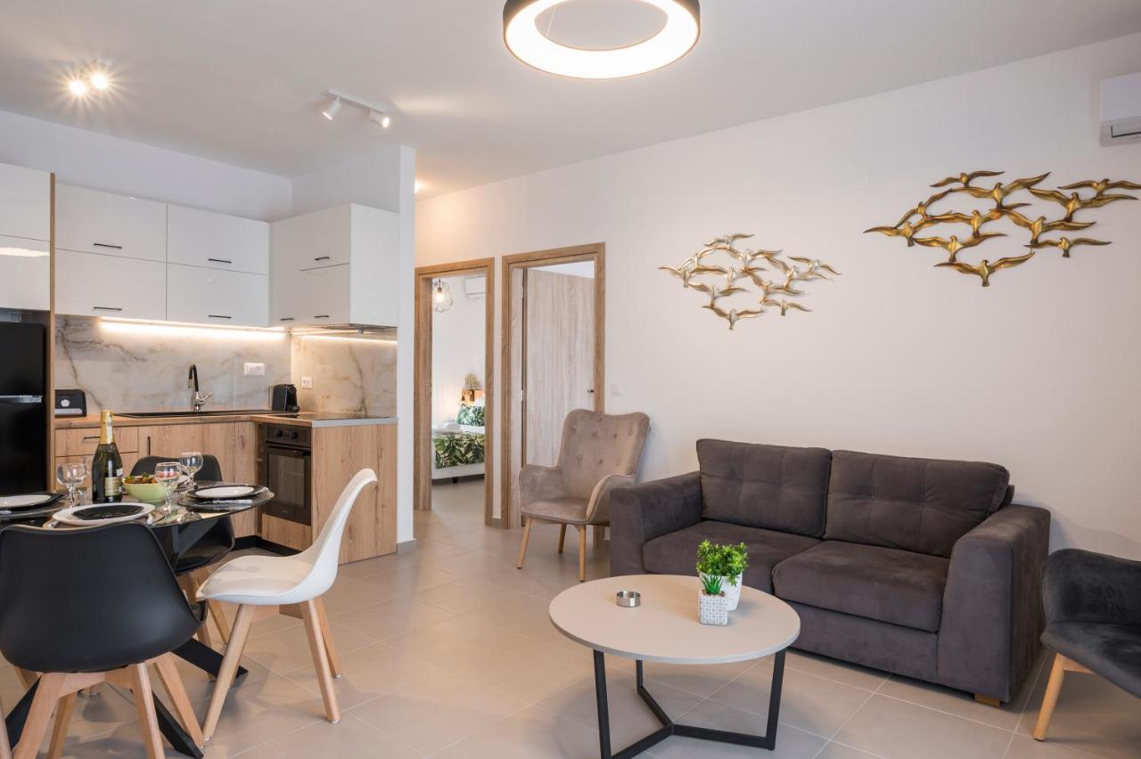 Indigo Blue Seaside Deluxe Apartments Kíssamos Zewnętrze zdjęcie