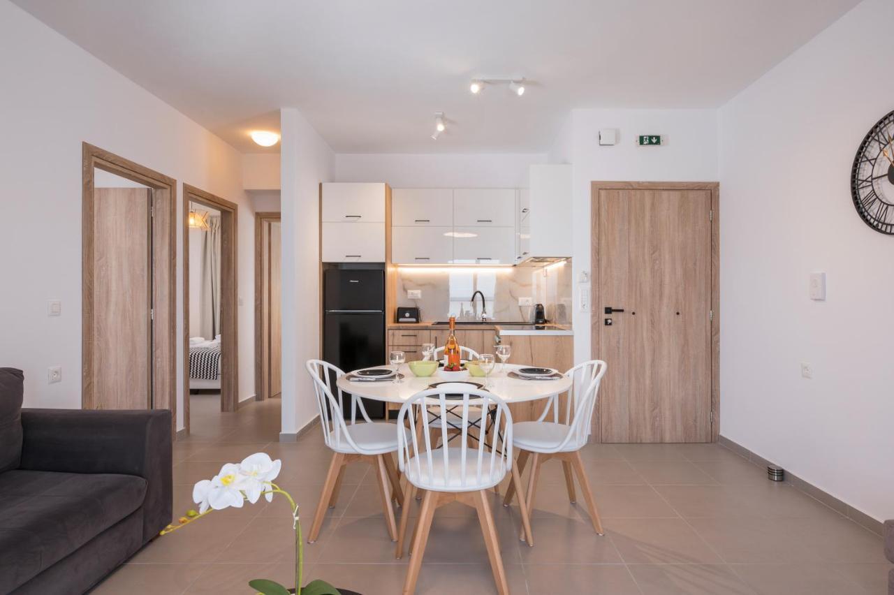Indigo Blue Seaside Deluxe Apartments Kíssamos Zewnętrze zdjęcie